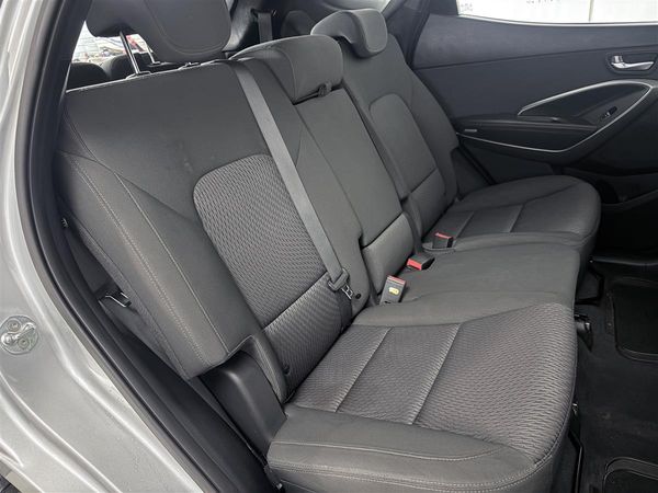 2018 Hyundai Santa Fe DM 2.2D 7seaters,Carplay,4WD Carousel 10