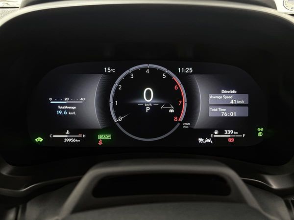 2025 Lexus LBX RELAX AWD HYBRID,Eletric boot Carousel 14