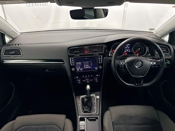 2017 Volkswagen Golf 1.4 TSI Highline,Blind spot,Carplay Carousel 10