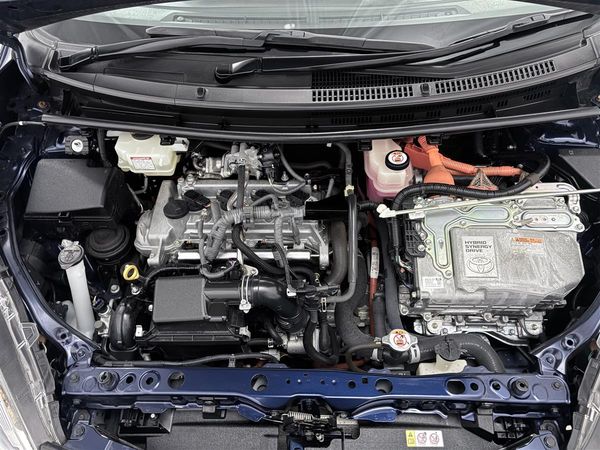 2019 Toyota Aqua 1.5 S style HYBRID low k,Push start Carousel 19