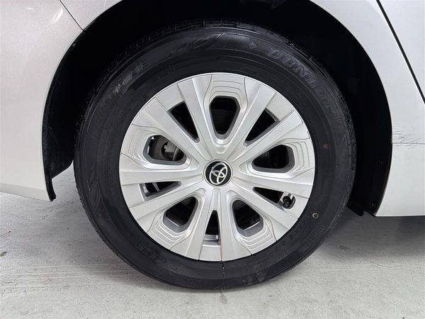 2021 Toyota Prius 1.8 S,Radar Cruise,Reverse Camera Carousel 6