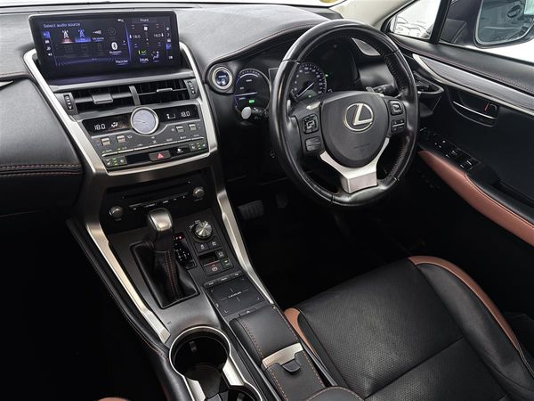 2019 Lexus NX 300h 4WD,SunRoof,Version L,Vented seats Carousel 15