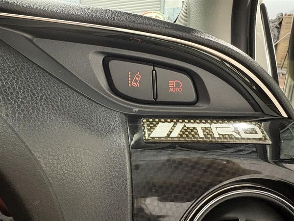 2017 Toyota Yaris GR Sport,LED Beam,5 Speed manual Carousel 14