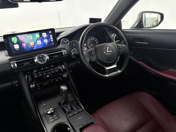 2021 Lexus IS 300h Limited,Hybrid,Carplay,360 Camera Carousel 16