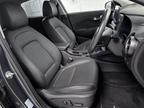 2023 Hyundai Kona ELITE,nz new,Radar cruise,1 Owner car Carousel 12