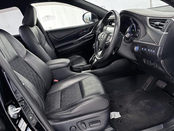 2017 Toyota Harrier PREMIUM HYBRID 4WD,Full bodykit Carousel 12