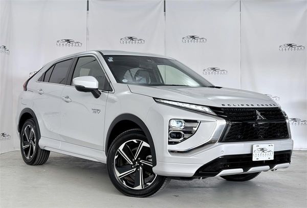 2020 Mitsubishi Eclipse Cross PHEV 4WD,360 camera,HUD,CARPLAY