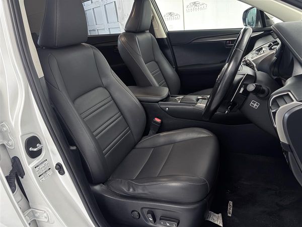 2018 Lexus NX 300h Black leather,Eletric boot,3 EYE LED Carousel 12