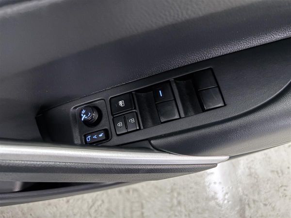 2022 Toyota Corolla Cross HYBRID Z 360 CAMERA,Heated seat Carousel 13