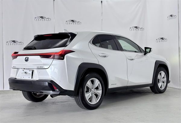 2019 Lexus UX 250h hybrid,Eletric Seat,BSM,360 camera Carousel 5
