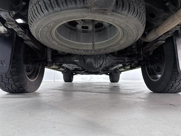 2019 Toyota Hilux SR5 Cruiser,2WD,NZ NEW,tow bar Carousel 7