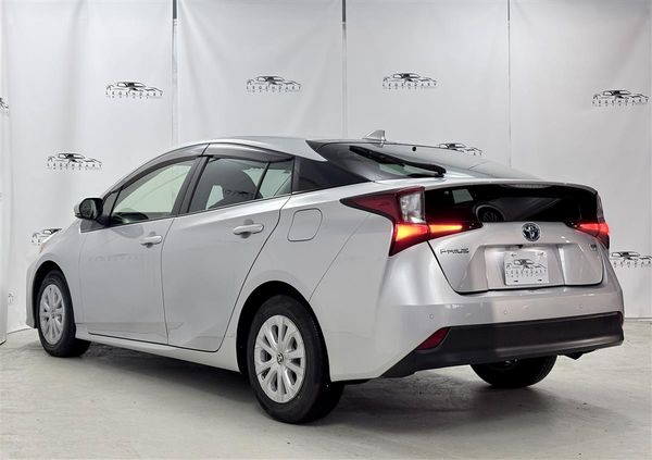 2021 Toyota Prius 1.8 S,Radar Cruise,Reverse Camera Carousel 3