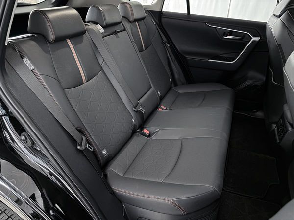 2022 Toyota RAV4 ADVENTURE HYBRID 4WD Panomaric Roof Carousel 9