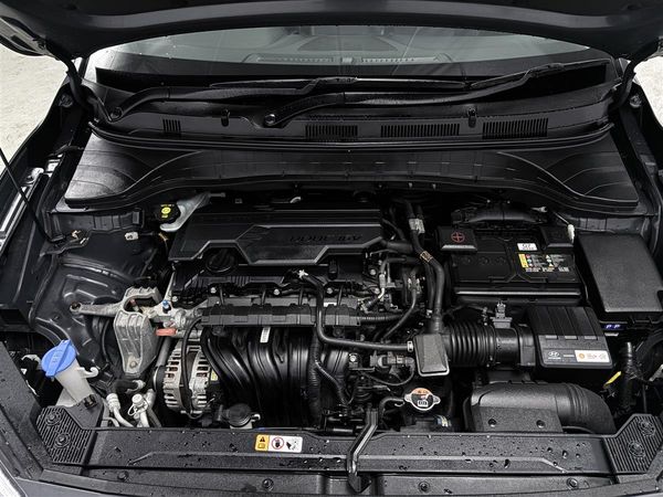 2023 Hyundai Kona ELITE,nz new,Radar cruise,1 Owner car Carousel 19