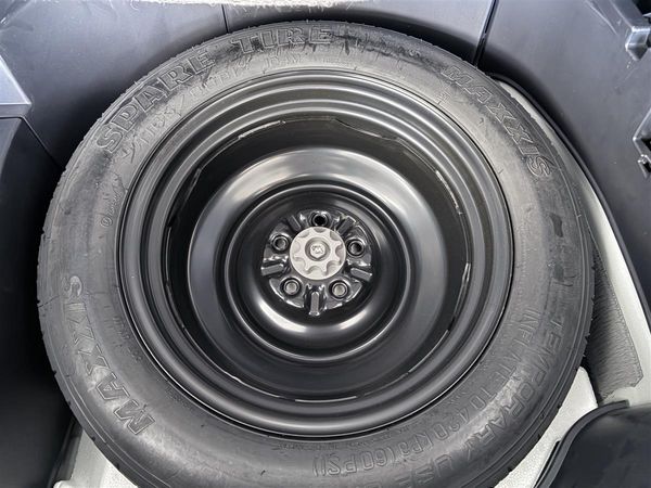 2018 Toyota Harrier PREMIUM HYBRID PROGRESS 4WD Carousel 7