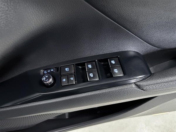 2019 Toyota Camry WS Hybrid ACC/BSM/RCTA/TSS Carousel 13