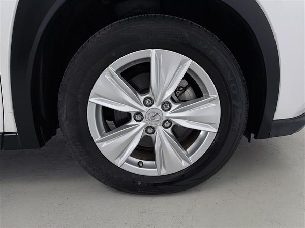 2019 Lexus UX 250h hybrid,Eletric Seat,BSM,360 camera Carousel 6