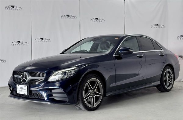2018 Mercedes-Benz C 200 Hybrid,AMG LINE,Reverse Camera Carousel 2