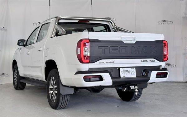 2024 LDV T60 4wd,Bi-Turbo,Carplay,MAX,6 speed manual Carousel 3