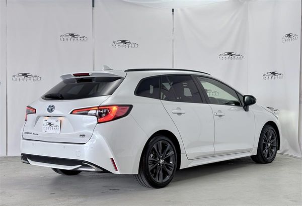 2023 Toyota Corolla 1.8 Touring Hybrid WXB,RARE 4WD Carousel 5