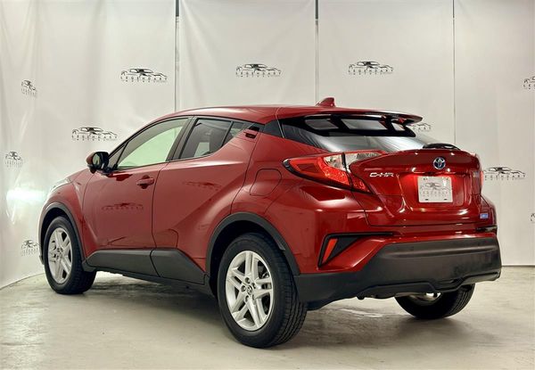 2022 Toyota C-HR 1.8S HYBRID,Reverse Camera,Bluetooth Carousel 3
