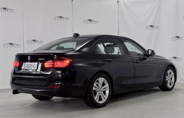 2012 BMW 320i Apple Carplay,Eletric seats,2.0P TURBO Carousel 5