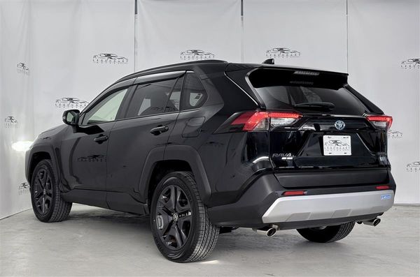 2022 Toyota RAV4 ADVENTURE HYBRID 4WD Panomaric Roof Carousel 3