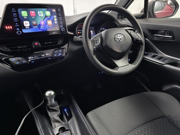 2022 Toyota C-HR 1.8S HYBRID,Reverse Camera,Bluetooth Carousel 15
