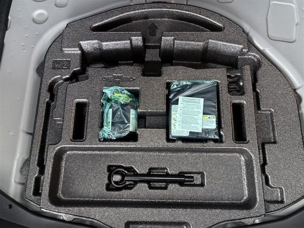 2023 Toyota Corolla 1.8 Touring Hybrid WXB,Radar Cruise Carousel 8