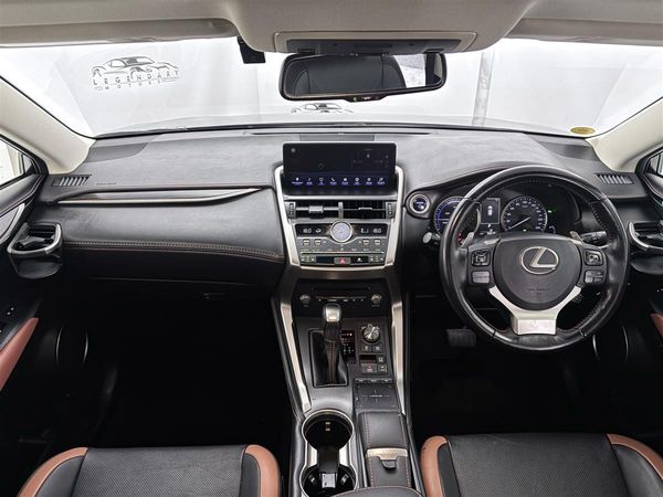 2019 Lexus NX 300h 4WD,SunRoof,Version L,Vented seats Carousel 10