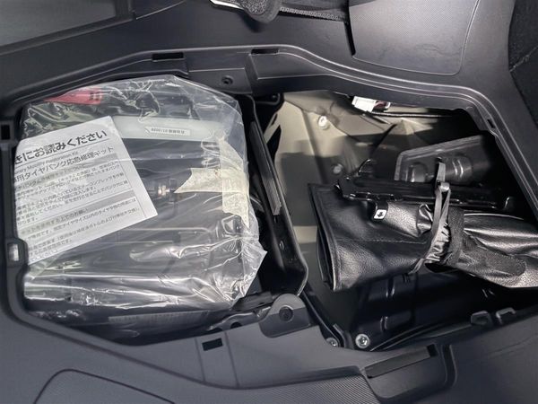 2016 Toyota Estima Aeras Premium,35352KM,Service history Carousel 19