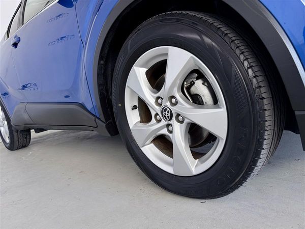 2019 Toyota C-HR 1.8 HYBRID ,56582 km, Push Start Carousel 6