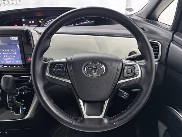 2016 Toyota Estima Aeras Premium,35352KM,Service history Carousel 11