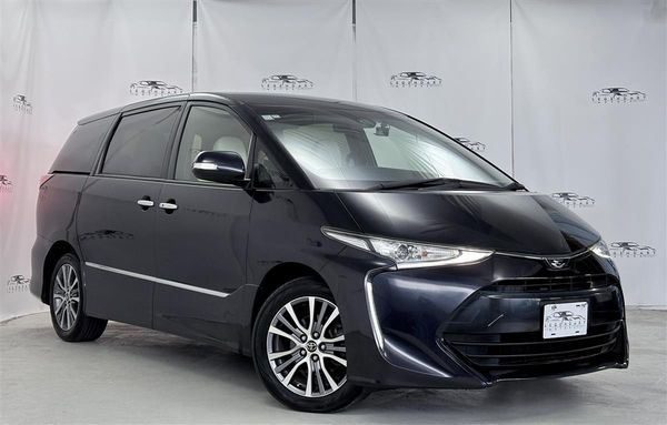 2016 Toyota Estima Aeras Premium,35352KM,Service history