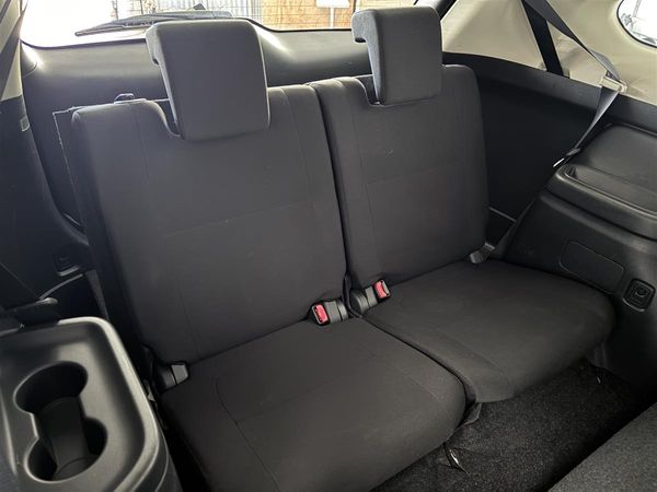 2020 Mitsubishi Outlander XLS,4WD,7 seaters,Carplay,BSM Carousel 9