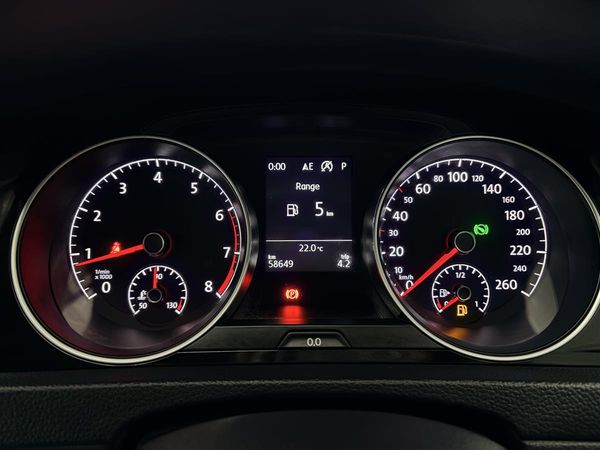 2017 Volkswagen Golf 1.4 TSI Highline,Blind spot,Carplay Carousel 15