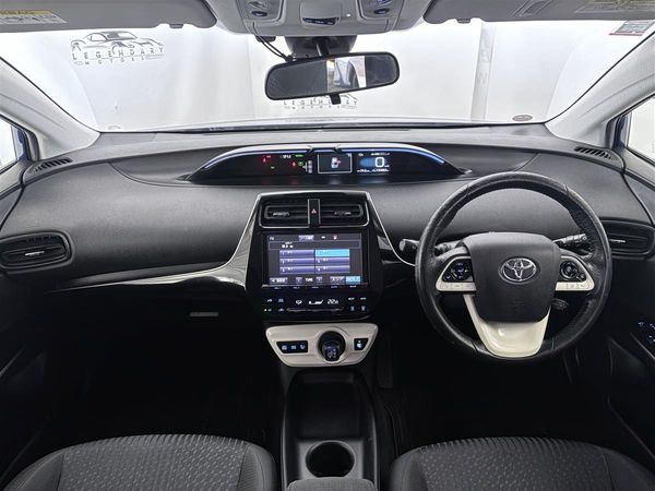 2015 Toyota Prius 1.8S Reverse Camera,Radar cruise Carousel 10
