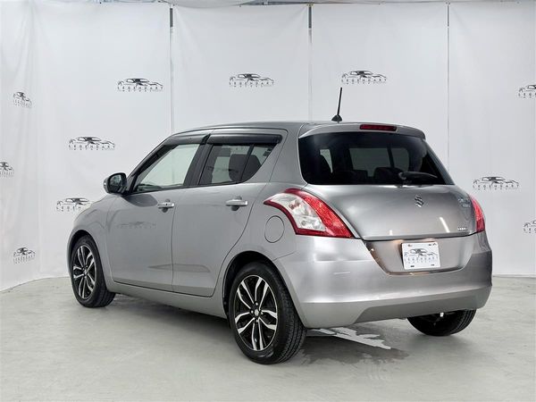 2015 Suzuki Swift STYLE , DJE DUEL JET ENGINE Carousel 3