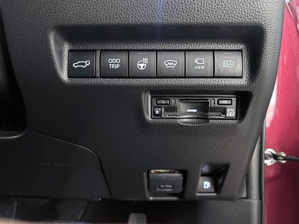 2023 Toyota RAV4 HYBRID 4WD,Vented/heated Leather Carousel 14