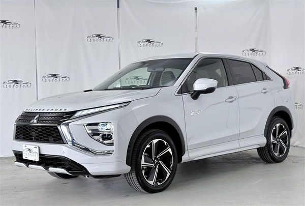 2020 Mitsubishi Eclipse Cross PHEV 4WD,360 camera,HUD,CARPLAY Carousel 2