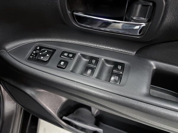 2020 Mitsubishi Outlander 4WD,360 camera,7 Seaters,33824 KM Carousel 13