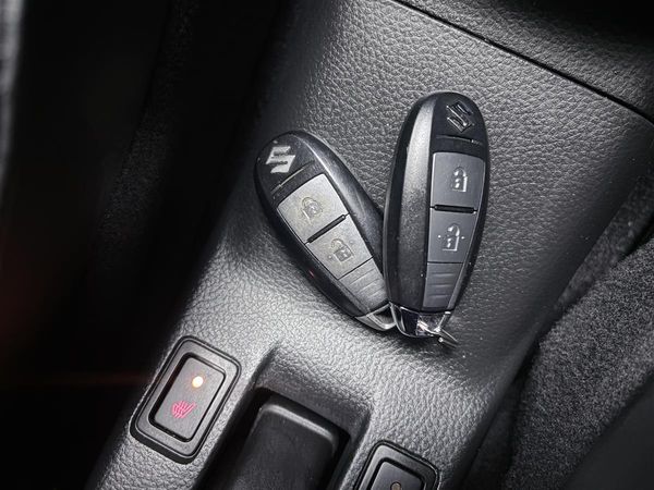 2015 Suzuki Swift STYLE , DJE DUEL JET ENGINE Carousel 18