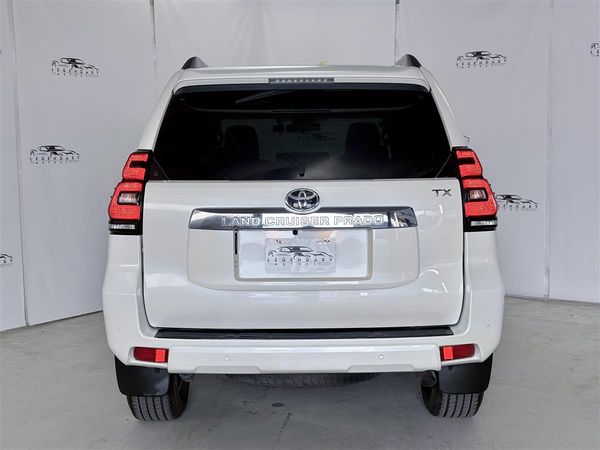 2021 Toyota Land Cruiser Prado 2.8 Diesel,4WD,5 seaters,Radar Cruise Carousel 4