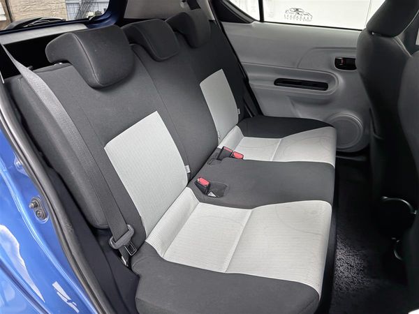2012 Toyota Aqua HYBRID S,Push start,Service history Carousel 9