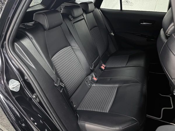 2020 Toyota Corolla 1.8 Touring Hybrid WXB,24627 KM Carousel 9