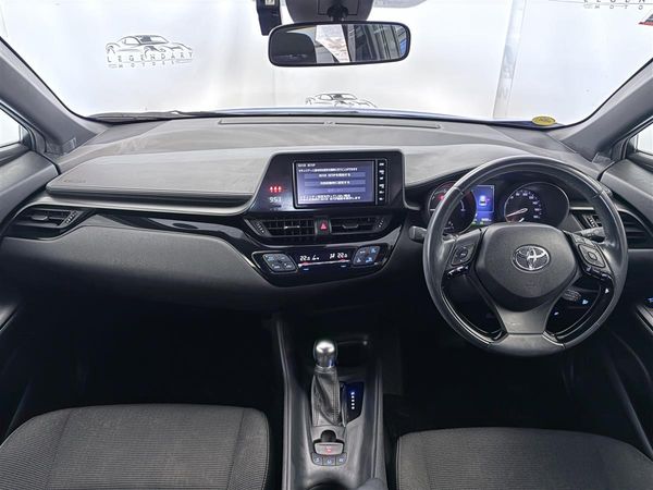 2019 Toyota C-HR 1.8 HYBRID ,56582 km, Push Start Carousel 9
