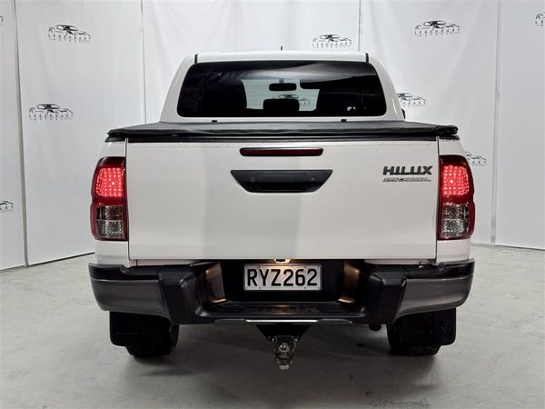 2019 Toyota Hilux SR5 Cruiser,2WD,NZ NEW,tow bar Carousel 4