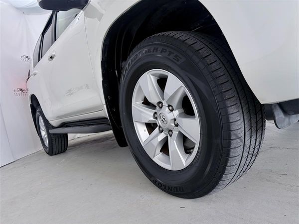 2021 Toyota Land Cruiser Prado 2.8 Diesel,4WD,5 seaters,Radar Cruise Carousel 6