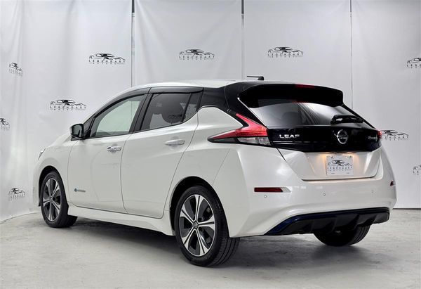 2020 Nissan Leaf 360 camera,SOH 84.90%,CARPLAY Carousel 3