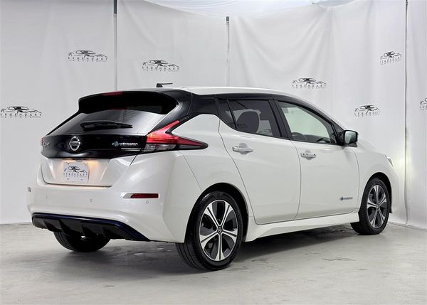 2020 Nissan Leaf 360 camera,SOH 84.90%,CARPLAY Carousel 5